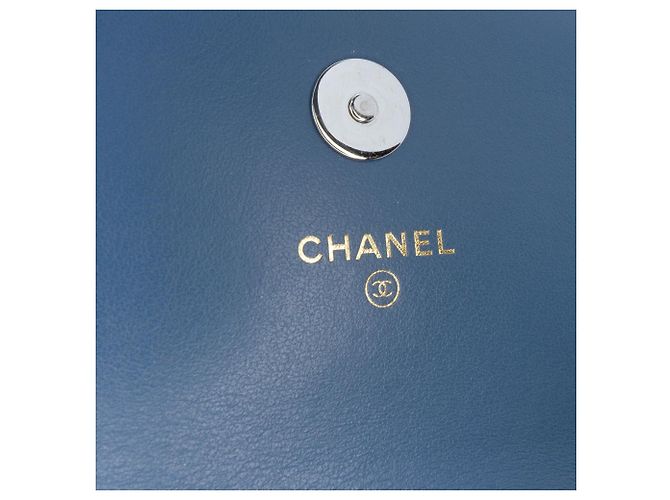Portacellulare Chanel Denim 19 Blu con borsa a tracolla a catena - vista 5