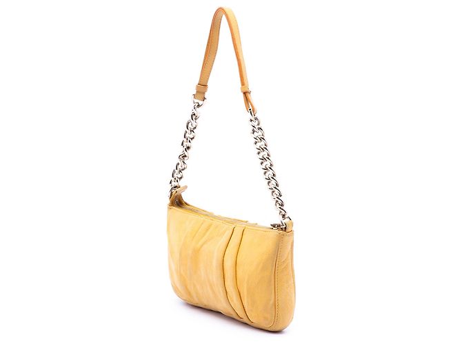 Pochette a tracolla Fendi Pleated Nubuck FF Chain Gialla Giallo - vista 2