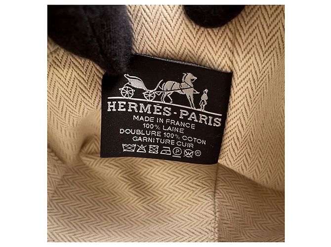 Custodia Orange Hermès Small Wool Bride a Brac Au Carre Case Arancione - vista 5