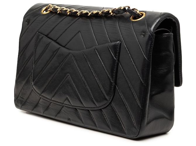Borsa a tracolla Chanel Medium Classic Chevron in agnello nero con doppia patta - vista 2