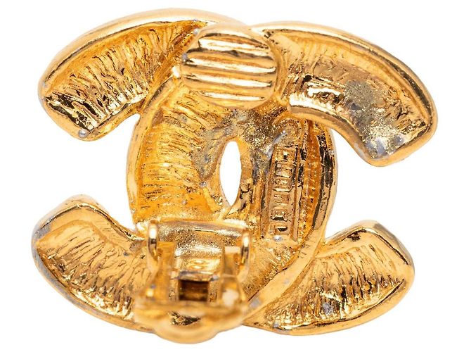 Orecchini a clip Chanel CC trapuntati placcati oro D'oro - vista 3