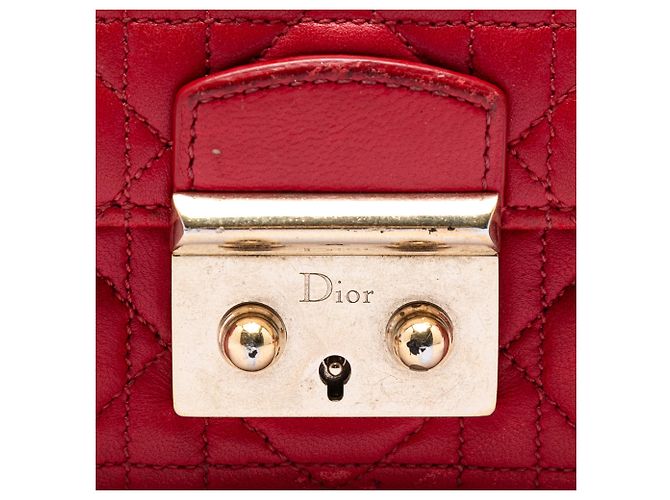 Borsa a tracolla Miss Dior Promenade in agnello Cannage rosso di Dior - vista 5