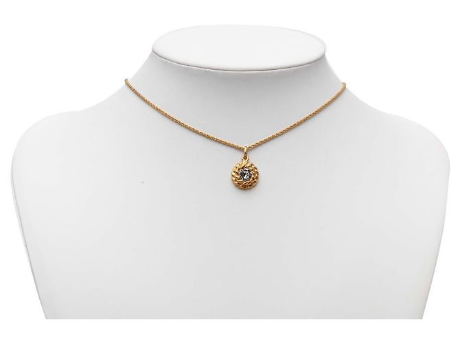 Collana con pendente rotondo in cristallo placcato oro Chanel Gold D'oro - vista 6