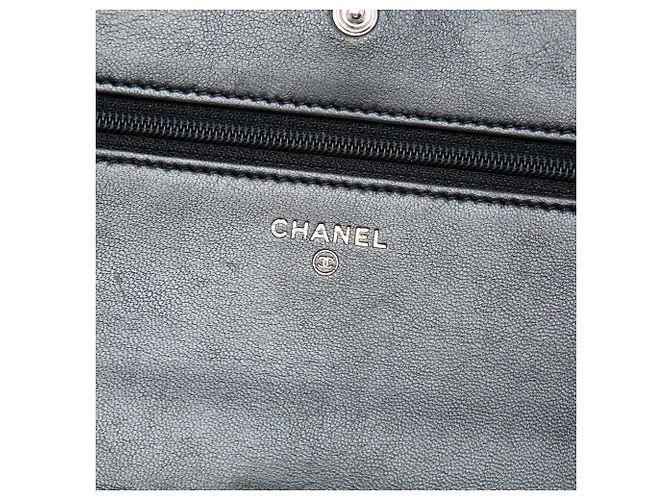 Borsa a tracolla Chanel CC Embossed Lambskin Wallet on Chain Nera Nero - vista 5
