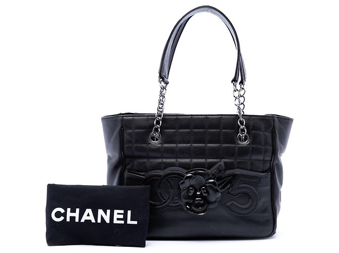 Tote Chanel CC Choco Bar in agnello nero con camelia No 5 - vista 7