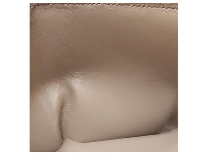 Cartera compacta Louis Vuitton Taurillon Capucines Rosa Carteras pequeñas - vista 6