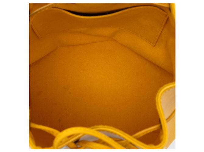 Borsa a secchiello Louis Vuitton Epi Noe BB Gialla Giallo - vista 4