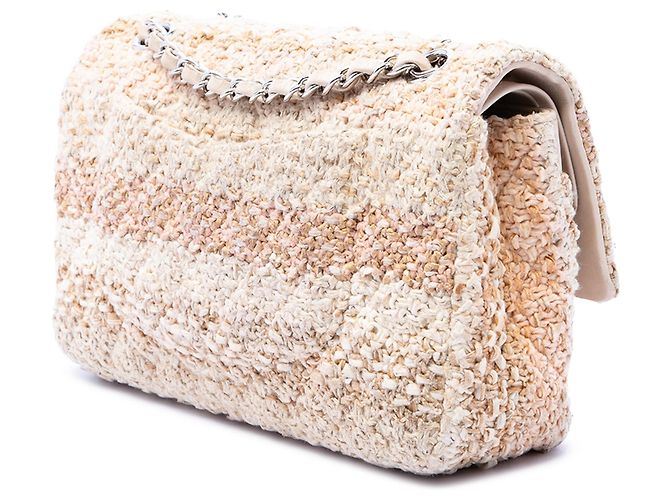 Bolso de hombro Chanel Medium Classic Tweed Double Flap beige - vista 2