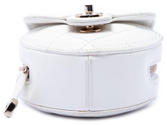 Collana per borsa Chanel Mini Quilted Lambskin CC in Love Heart bianca Bianco - vista 3