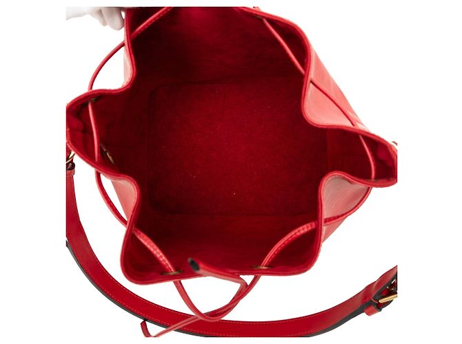 Borsa a secchiello Petit Noe in Epi rosso Louis Vuitton - vista 4