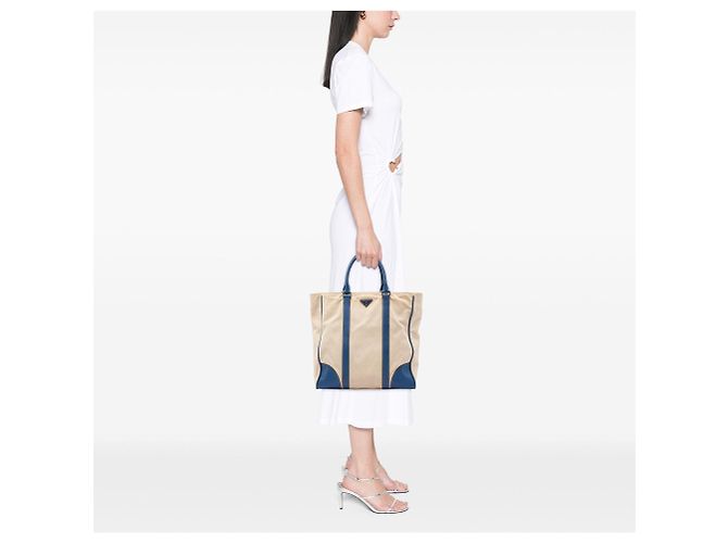 Prada Saffiano Canvas Tote in Blau - Ansicht 6