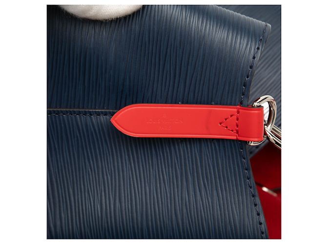 Borsa a secchiello Louis Vuitton Epi NeoNoe MM Blu - vista 6