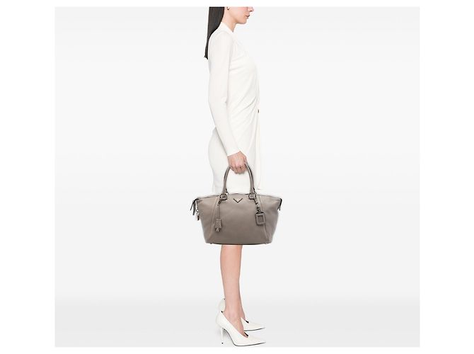 Borsa a mano Prada Vitello Daino con doppio manico Marrone - vista 7