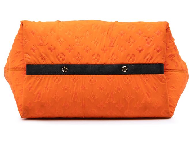 Borsa Tote MM Monogram Embossed in Neoprene Arancione Louis Vuitton - vista 3