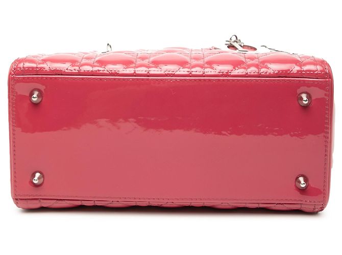 Borsa Lady Dior Medium in pelle verniciata Cannage Rosa - vista 3