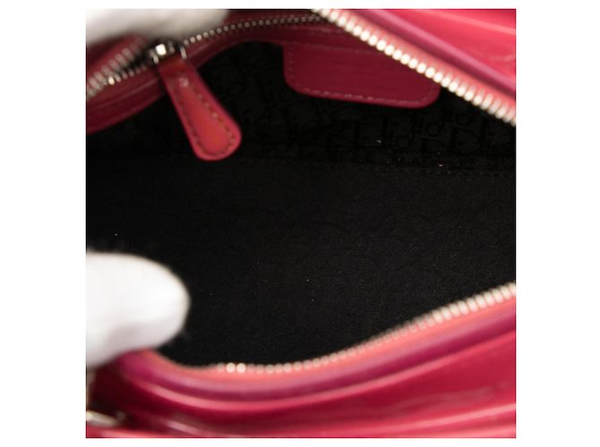 Borsa Lady Dior Medium in pelle verniciata Cannage Rosa - vista 4