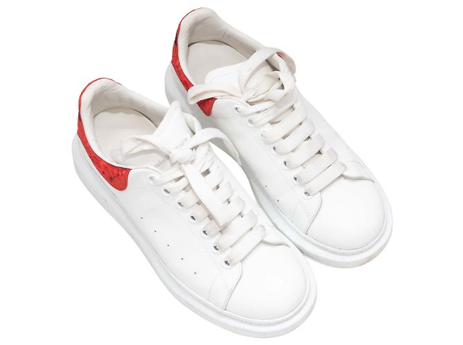 Alexander McQueen bestickte Low-Top-Sneaker Weiß & Rot Größe 39.5 - Ansicht 2