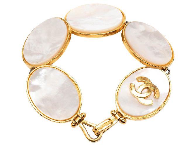 Bracciale rigido Chanel Gold Plated CC in Madreperla Dorato D'oro - vista 3