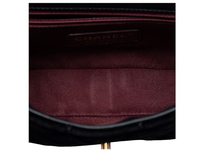 Borsa a tracolla Chanel Small Quilted Velvet CC Eyelet Flap Nera Nero - vista 4