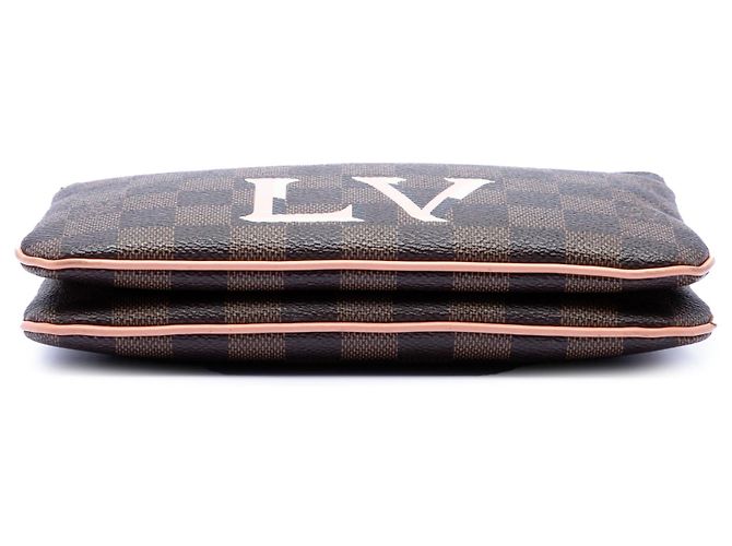 Borsa a tracolla Louis Vuitton Damier Ebene Pochette Double Zip Marrone - vista 3