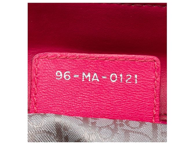 Borsa Lady Dior Medium in pelle d'agnello Cannage rosa con cuciture a contrasto - vista 6