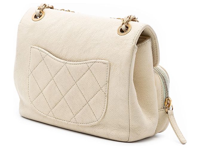 Borsa a tracolla con patta Chanel Caviar Business Affinity Messenger Bianca Bianco - vista 2