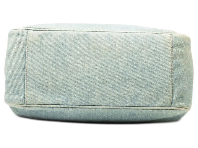 Blauer Chanel CC Denim Tote mit Schildpatt-Griff - Ansicht 3