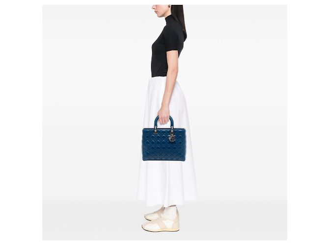 Borsa Lady Dior Large in pelle d'agnello Cannage blu - vista 7