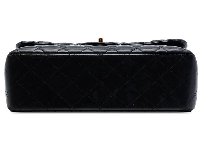 Borsa a tracolla Chanel Jumbo Classic Lambskin Double Flap nera Nero - vista 3