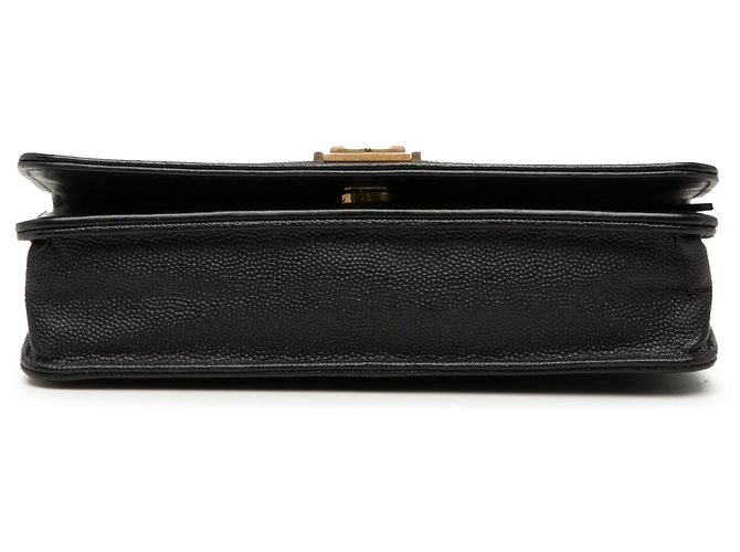 Borsa a tracolla Chanel Boy Wallet on Chain in pelle caviar matelassé nera Nero - vista 3