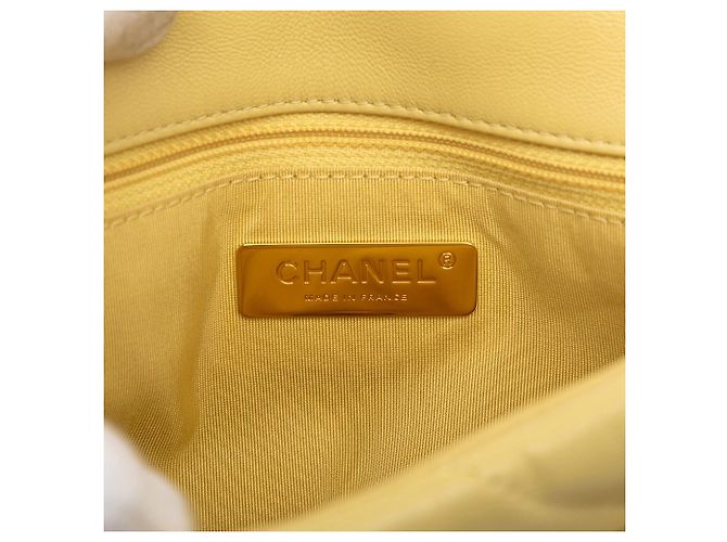 Borsa Chanel 19 Flap Satchel Medium in pelle di agnello gialla Giallo - vista 5