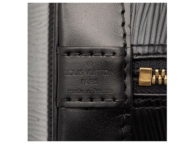 Bolso de mano Louis Vuitton Epi Alma PM Negro - vista 5