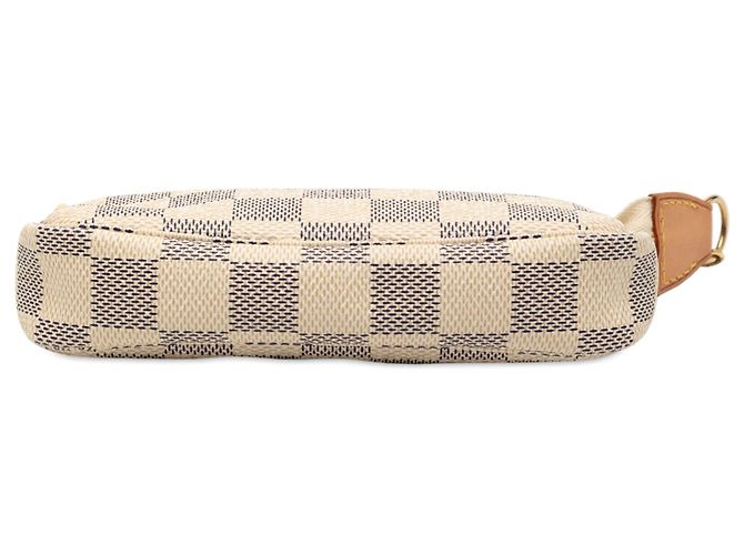 Borsa a mano Louis Vuitton Damier Azur Mini Pochette Accessoires Bianca Bianco - vista 3
