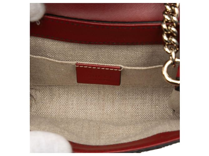 Borsa a tracolla Mini Microguccissima Emily rossa Gucci Rosso - vista 4