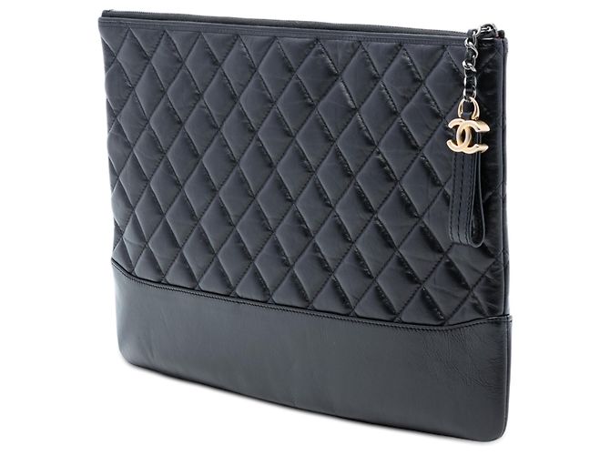 Clutch Chanel Large Gabrielle O Case in vitello invecchiato nero - vista 2