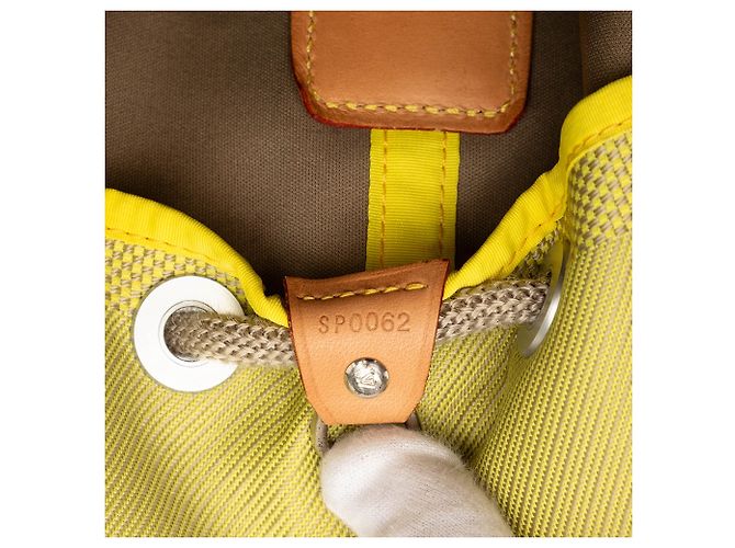 Bucket Borsa a secchiello Louis Vuitton Damier Geant LV Cup Volunteer Green Verde - vista 6