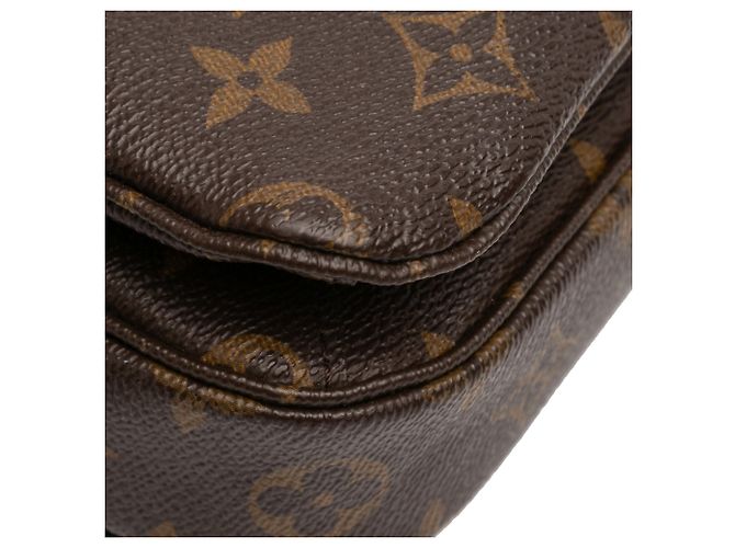 Borsa Louis Vuitton Monogram Pochette Metis Marrone - vista 11
