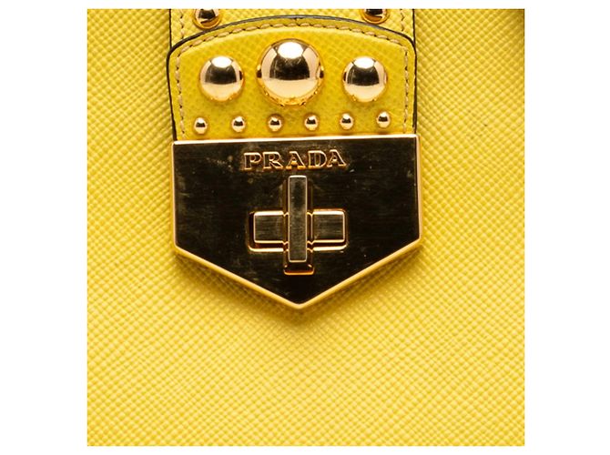Borsa Promenade Prada in pelle Saffiano gialla con borchie Giallo - vista 6