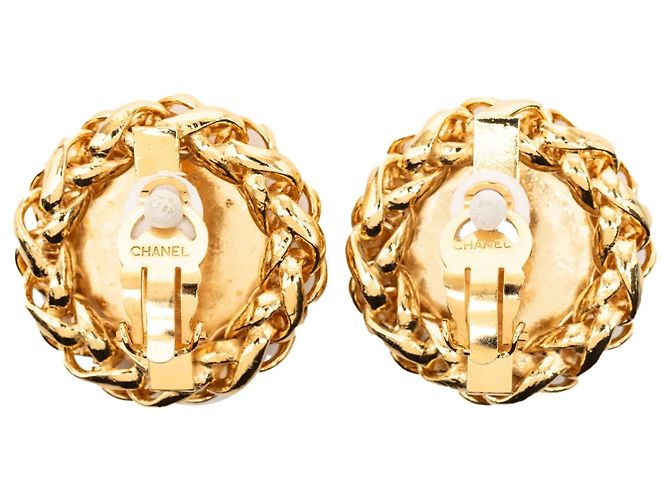 Orecchini a clip Chanel CC placcati oro con medaglione a spiga D'oro - vista 2