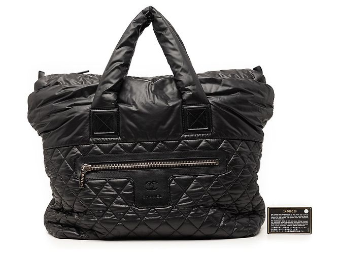 Chanel Large Coco Cocoon Wendbare Tote aus gestepptem Nylon, Schwarz - Ansicht 8