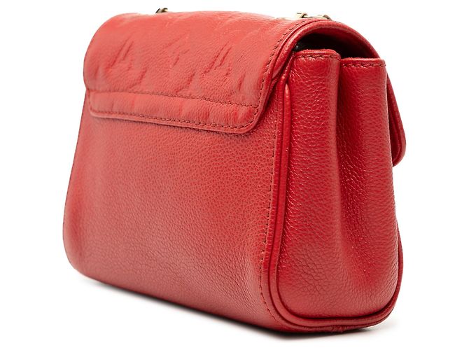 Borsa a tracolla Louis Vuitton Monogram Empreinte Saint Germain BB rossa Rosso - vista 2