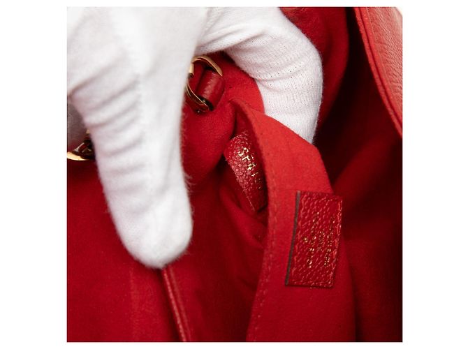 Borsa a tracolla Louis Vuitton Monogram Empreinte Saint Germain BB rossa Rosso - vista 6
