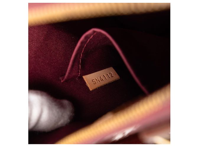 Borsa a mano Louis Vuitton Monogram Vernis Alma PM rossa Rosso - vista 6