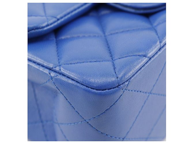 Borsa a tracolla Chanel Mini Square Classic in pelle di agnello blu con patta singola - vista 10