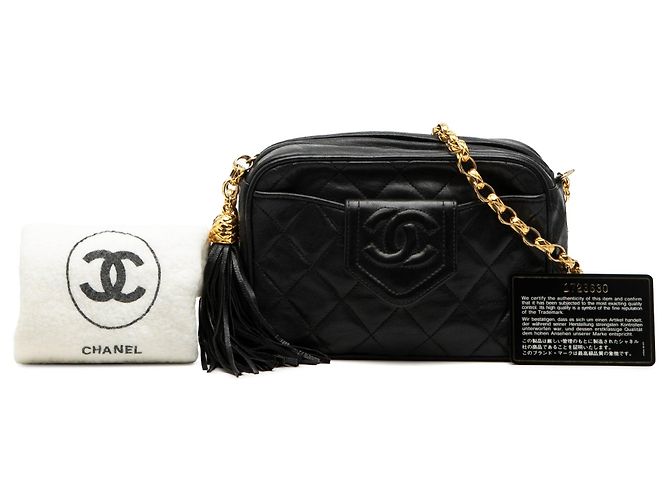 Schwarze Chanel CC gesteppte Lammleder Camera Bag mit Quaste - Ansicht 8