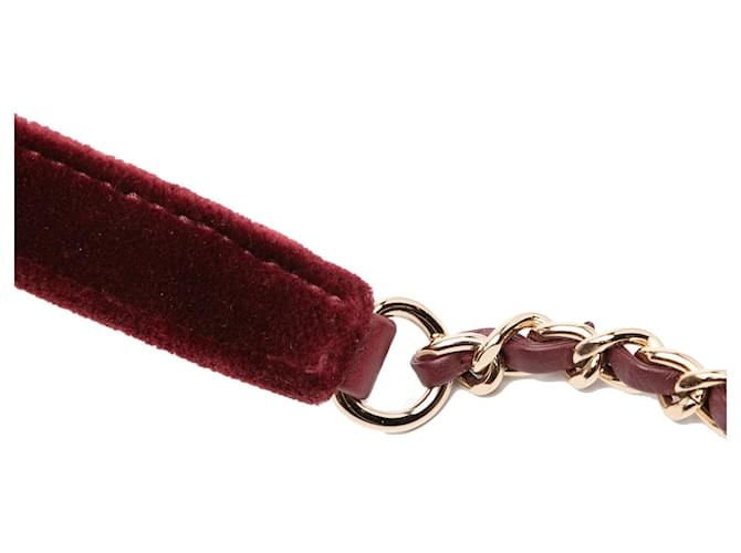 Mini borsa a secchiello Chanel Crush in velluto rosso con cristalli e perle - vista 8