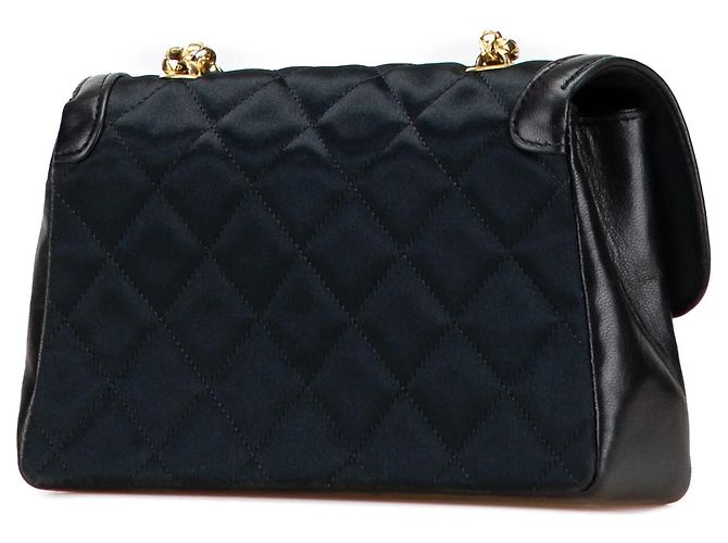 Sac Crossbody Chanel CC en satin matelassé noir avec chaîne Bijoux et rabat unique - vue 2