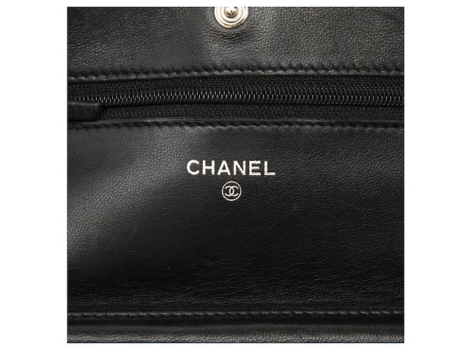 Borsa a tracolla Chanel CC in pelle di agnello matelassé nera Wallet On Chain Nero - vista 5