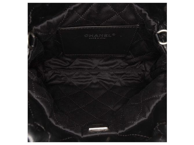 Sac à main Chanel Mini Shiny Calfskin 22 Noir - vue 4