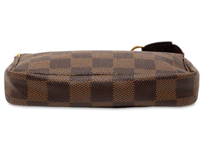 Borsa a mano Louis Vuitton Damier Ebene Mini Pochette Accessoires Marrone - vista 3
